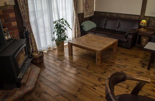 Hakuba Ski Chalet | Hakuba Powder Lodge Taketombo