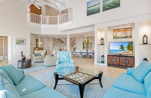 Wulfert House | Hakuna Matata ! Beautiful Five Bedroom Captiva home with many free amenities !