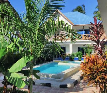 Paje Hotel | Hakuna Matata Boutique