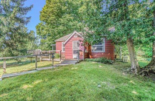 Lake Township House | Hal's Hideaway