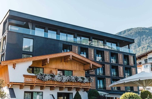 Pertisau House | Halbpension mit Kurzaufenthalt Panorama Bergblick - Seehotel Einwaller