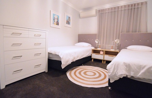 Dunsborough House | Halcyon Daze