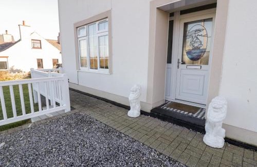Moelfre House | Halcyon