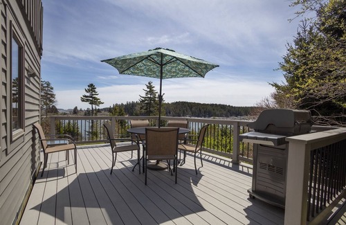 Spruce Head House | HALCYON POINT - Town of St George