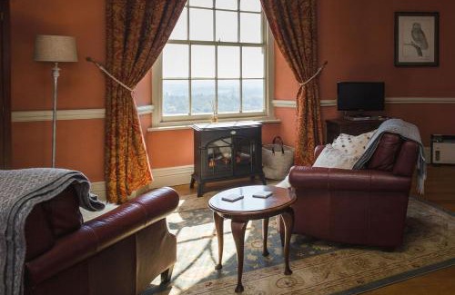 Widnes House | Haldon Belvedere Lawrence Castle