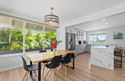 Lanikai House | Hale Alapi'i Lanikai Getaway by Gather: Newly Renovated Near Beach & Hiking