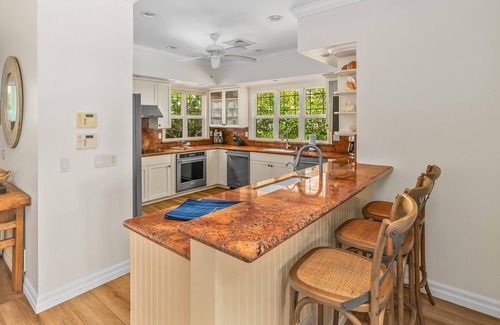 Poipu House | Hale Ilikai By Parrish Kauai: fabulous family location with oceanfront views and