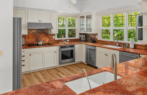 Poipu House | Hale Ilikai By Parrish Kauai: fabulous family location with oceanfront views and
