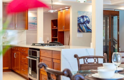 Eastern Honolulu House | Hale Maluhia - Marina Views!