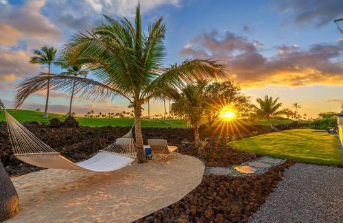Kamuela House | Hale Mele 2 with Panoramic Golf Course View, private Pool, Hot Tub, Golf Cart and E-Bikes