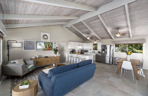 Kealakekua House | HALEKII SUNSET: BEAUTIFUL 4 BEDROOM HOME IN LUSH KEALAKEKUA