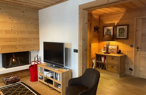 Le Planellet Apartment | Half chalet of 150m2, ideally located, 400m from the center/ski, garage, SEASON/week