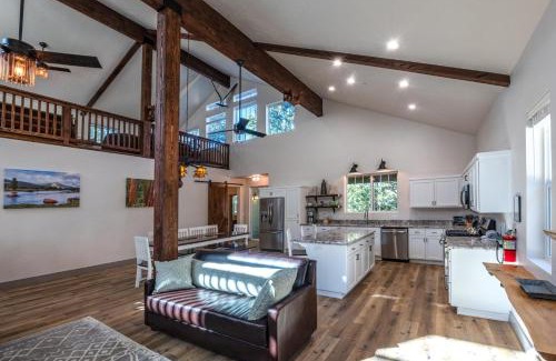 Yosemite National Park House | Half Dome Loft