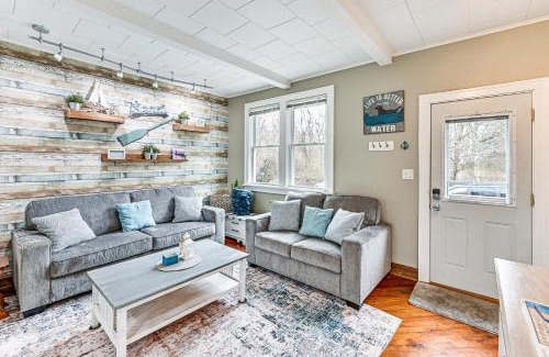 South Haven Apartment | half Mi to Beach and Lake Michigan Condo with Pool!