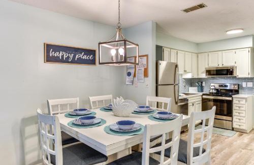 Folly Field Apartment | half Mi to Folly Field Beach Condo with 2 Pools