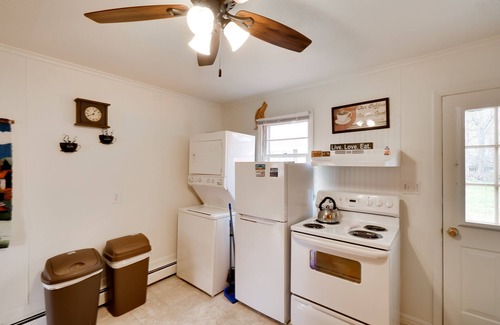Bolivar Apartment | Half Mile to Harpers Ferry: Duplex w/Fire Pit