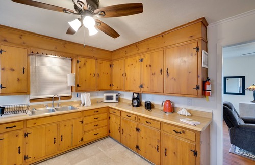 Bolivar Apartment | Half Mile to Harpers Ferry: Duplex w/Fire Pit
