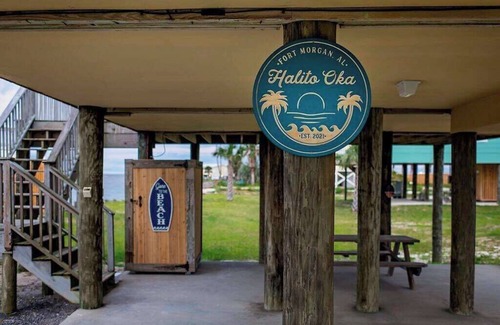 Fort Morgan Pines House | Halito Oka Summary: I