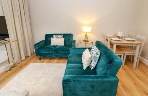 Carperby House | Hall Garth Cottage