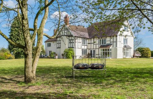 Nantwich House | Hall O'Coole