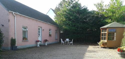 Belfast House | Hallmount Cottage - Belfast