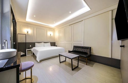 Haman Hotel | Haman Galleria