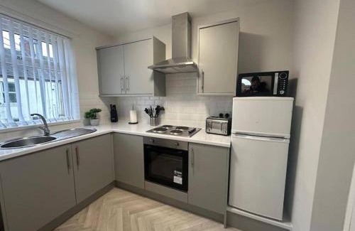 Blyth Apartment | Hambledon-Downstairs 2Bed flat