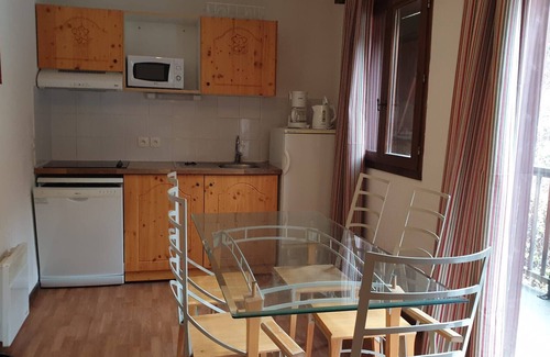 Orelle Apartment | Hameau 4 502 - SPA & PISCINE appartement 6 pers