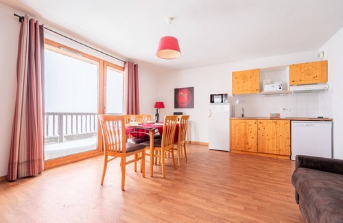 Orelle Apartment | Hameau 6 209 - SPA & PISCINE appartement 6 pers