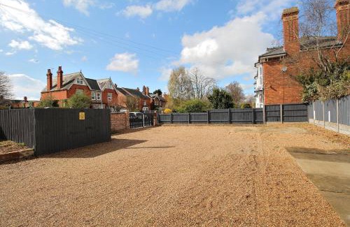 Lincoln House | Hamilton