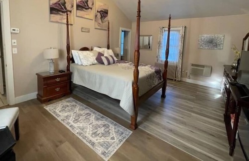 Middletown Bed & Breakfast | Hamilton Hoppin House