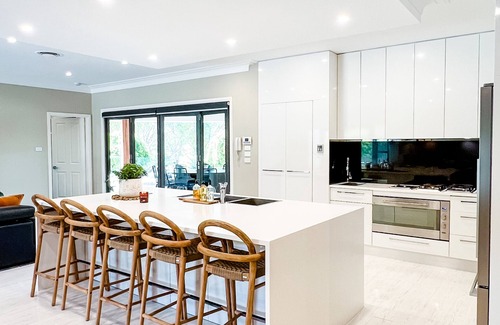 Jindabyne House | Hamilton House - Snowy Mountains