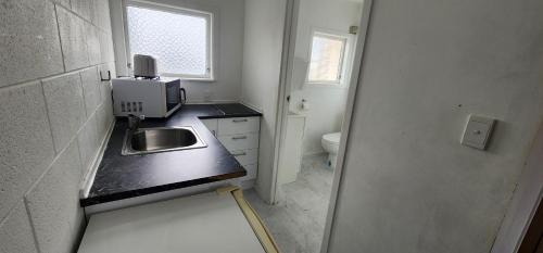Hamilton Hotel | Hamilton Short Term Rental