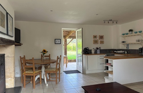 Cuzorn Cottage | Hamlet of 2 Gites, private gardens, large pool, historic and tranquil