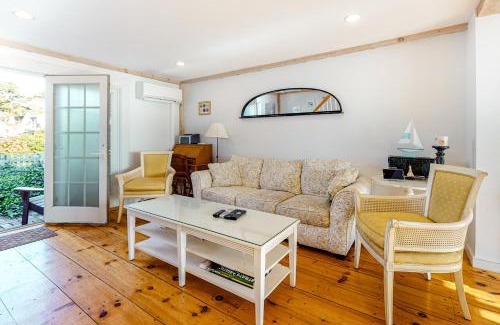 Mashpee Apartment | Hammock Hideaway
