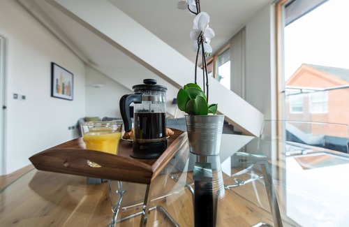 Windsor Apartment | Hampden Apartments - The Elizabeth