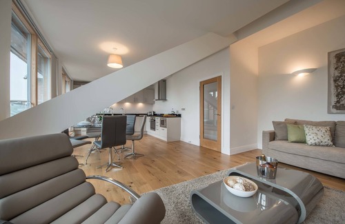 Windsor Apartment | Hampden Apartments - The Victoria