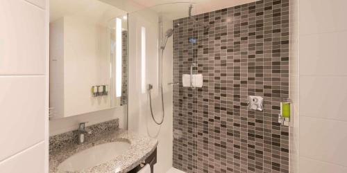Gallus Hotel | Hampton by Hilton Frankfurt City Centre