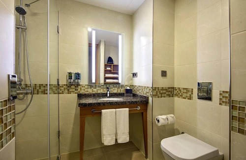 Bakırkoy Hotel | Hampton by Hilton Istanbul Atakoy