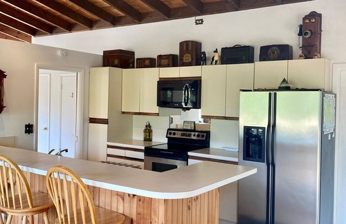 Clearwater Beach House | Hampton Home On Creek & Walking Distance To Beach