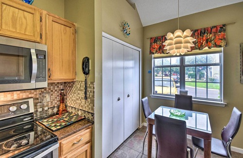 Fox Hill - Grandview Cottage | Hampton Home w/Fireplace + Close to Beaches!