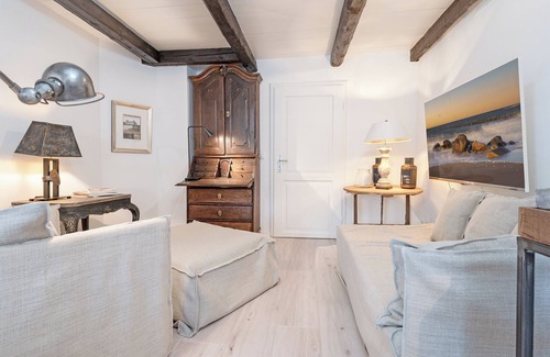 Eutin Apartment | Hampton House vacation apartment with terrace in Eutin