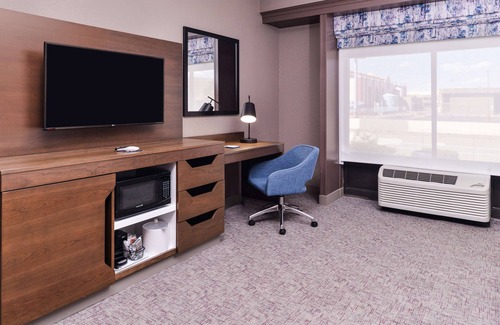 Altura Addition Hotel | Hampton Inn Albuquerque-University/Midtown