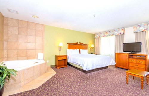 College Station Hotel | Hampton Inn and Suites College Station