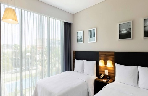 Cancun Hotel | Hampton Inn by Hilton Cancun Cumbres