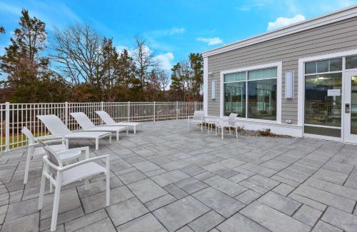 Buzzards Bay Hotel | Hampton Inn Cape Cod Canal