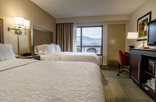 Caryville Hotel | Hampton Inn Caryville-I-75/Cove Lake-State Park