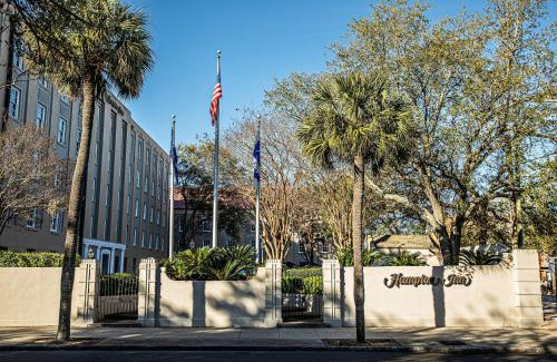 Downtown Charleston Hotel | Hampton Inn Charleston-Historic District