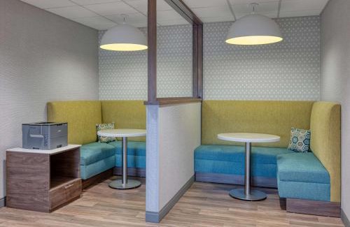 Brooklyn Hotel | Hampton Inn Cleveland-Airport/Tiedeman Road
