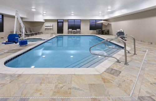Brooklyn Hotel | Hampton Inn Cleveland-Airport/Tiedeman Road